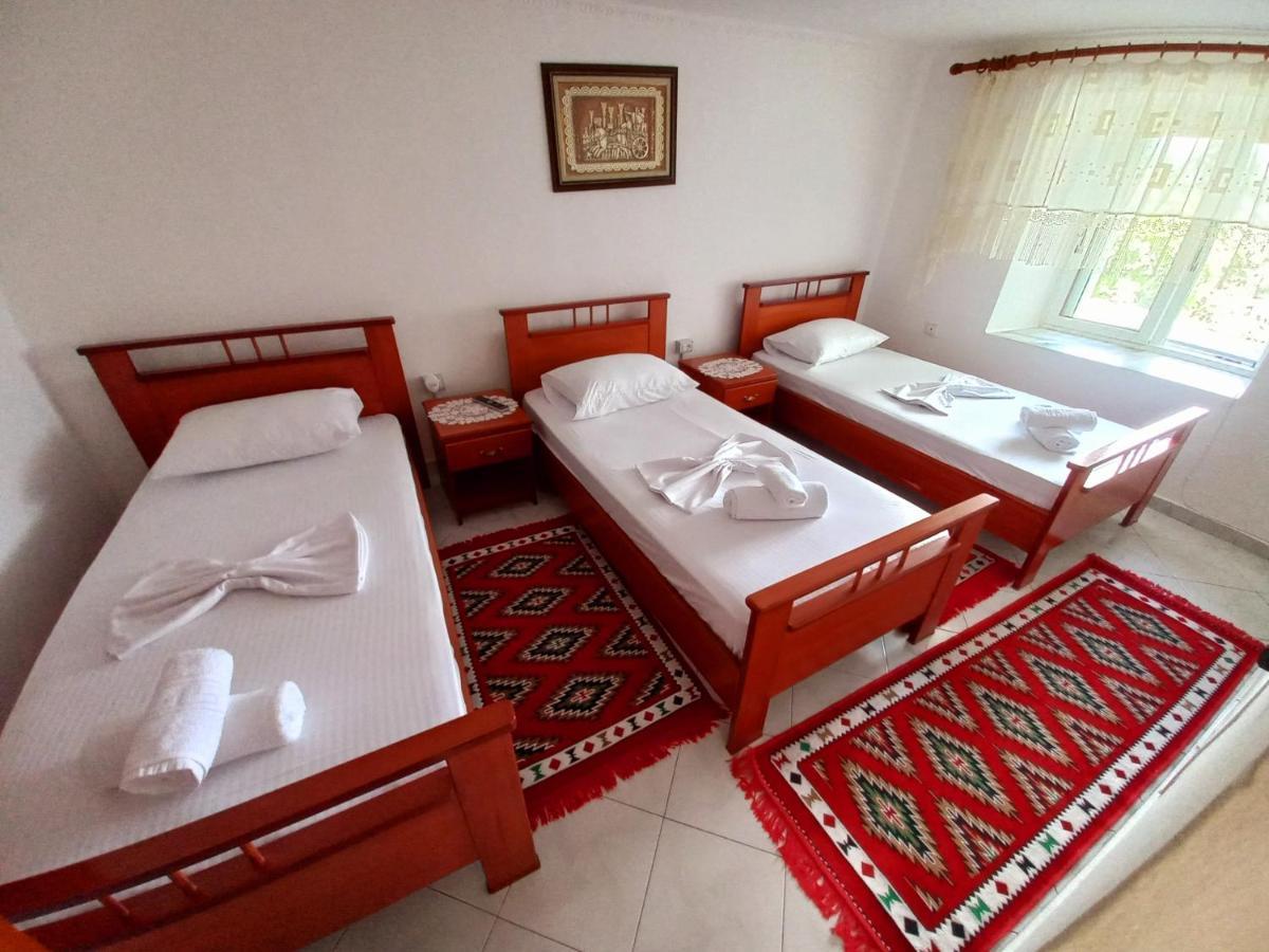Sokolli Guest House Gjirokaster Exterior photo